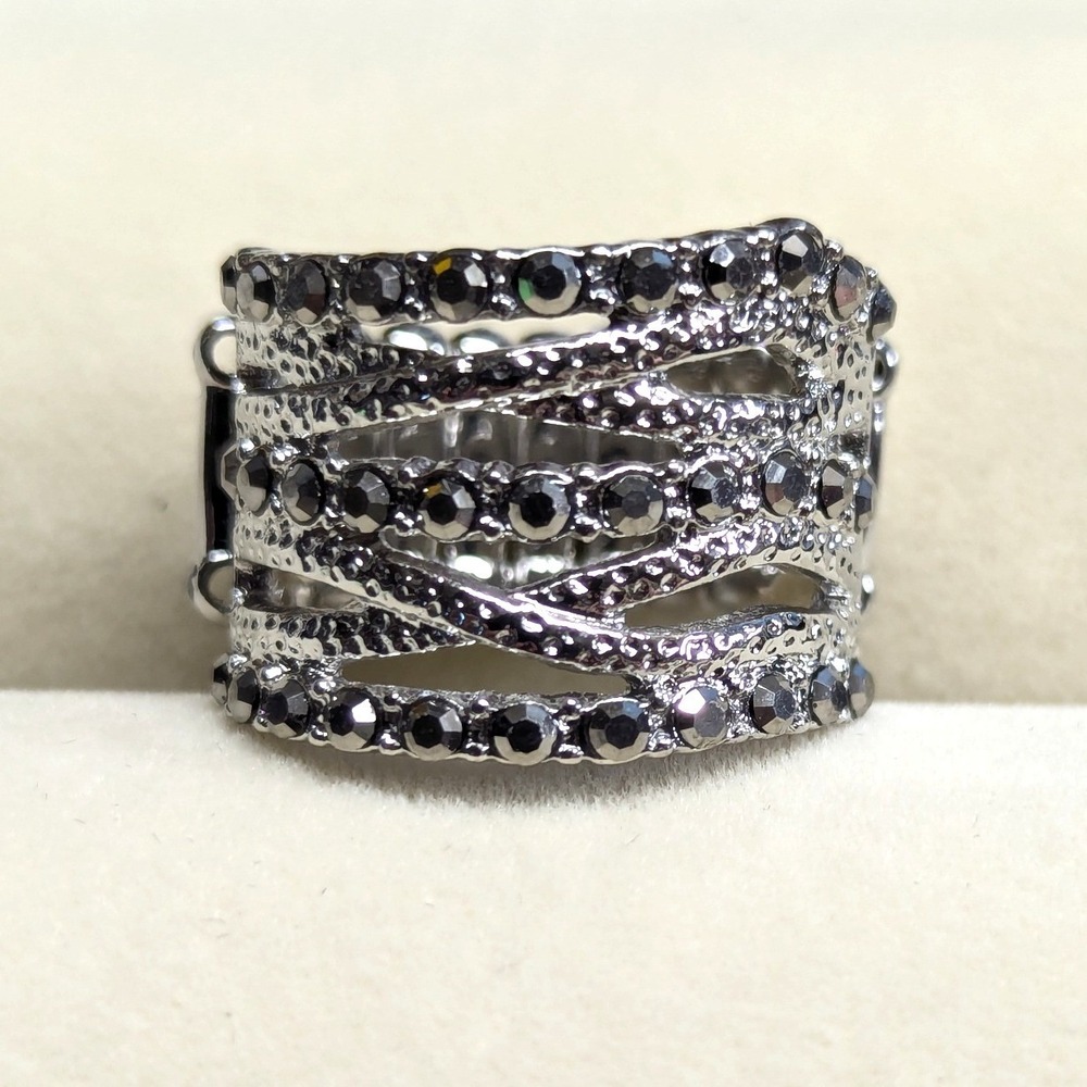 New Multi Layered‎ Look Dark Rhinestone Ring Silvertone Grey Hematite Statement